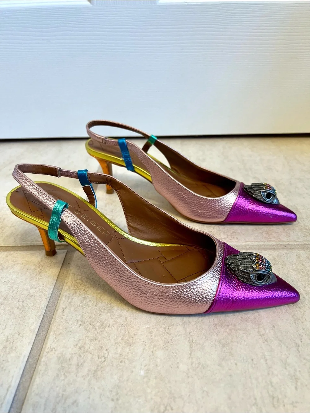 Kurt Geiger BELGRAVIA EAGLE SLING BACK HEEL Fuchsia Pointed Toe Jewels size 6.5M
